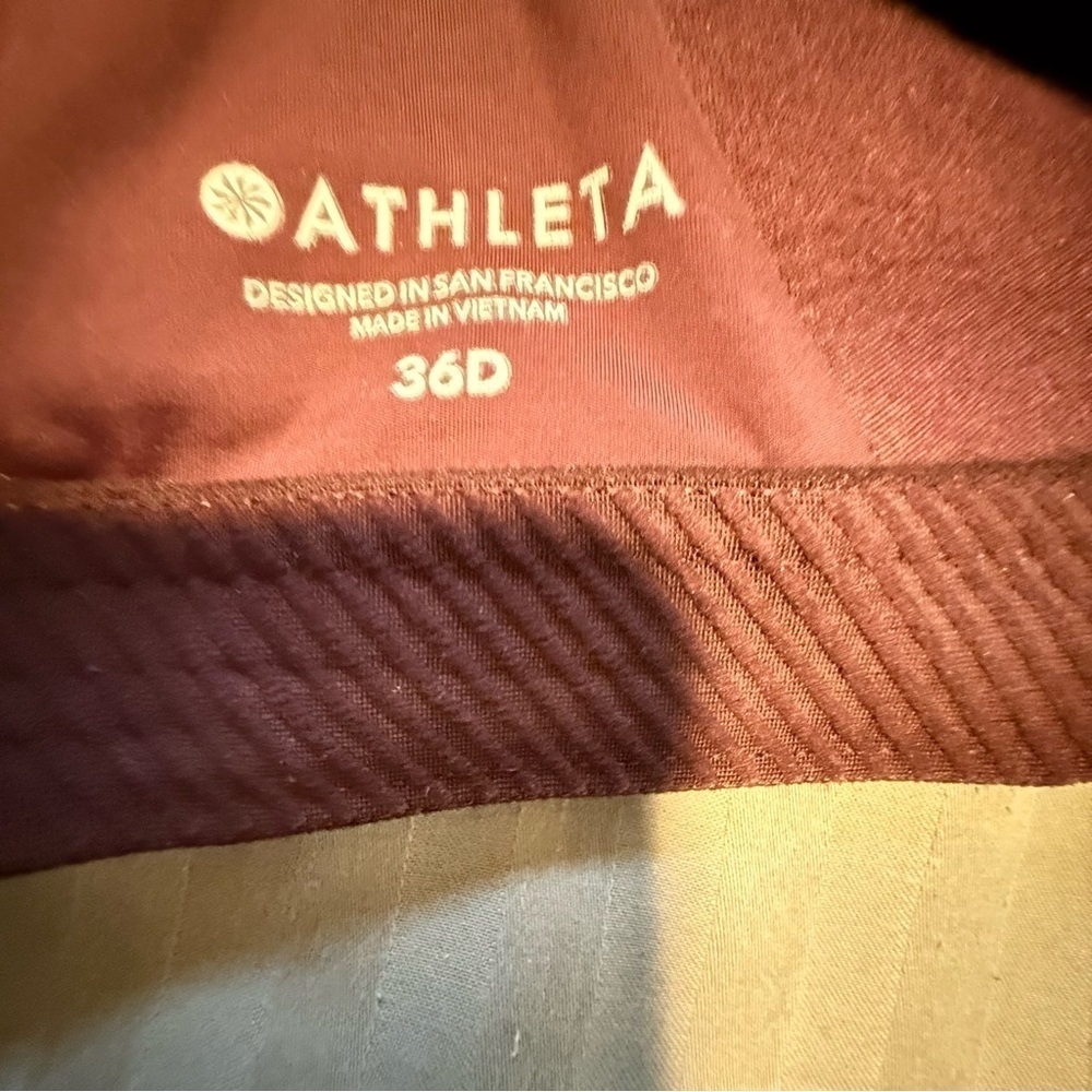 Athleta Burgundy Sports Bra Intimates - Picture 6 of 6